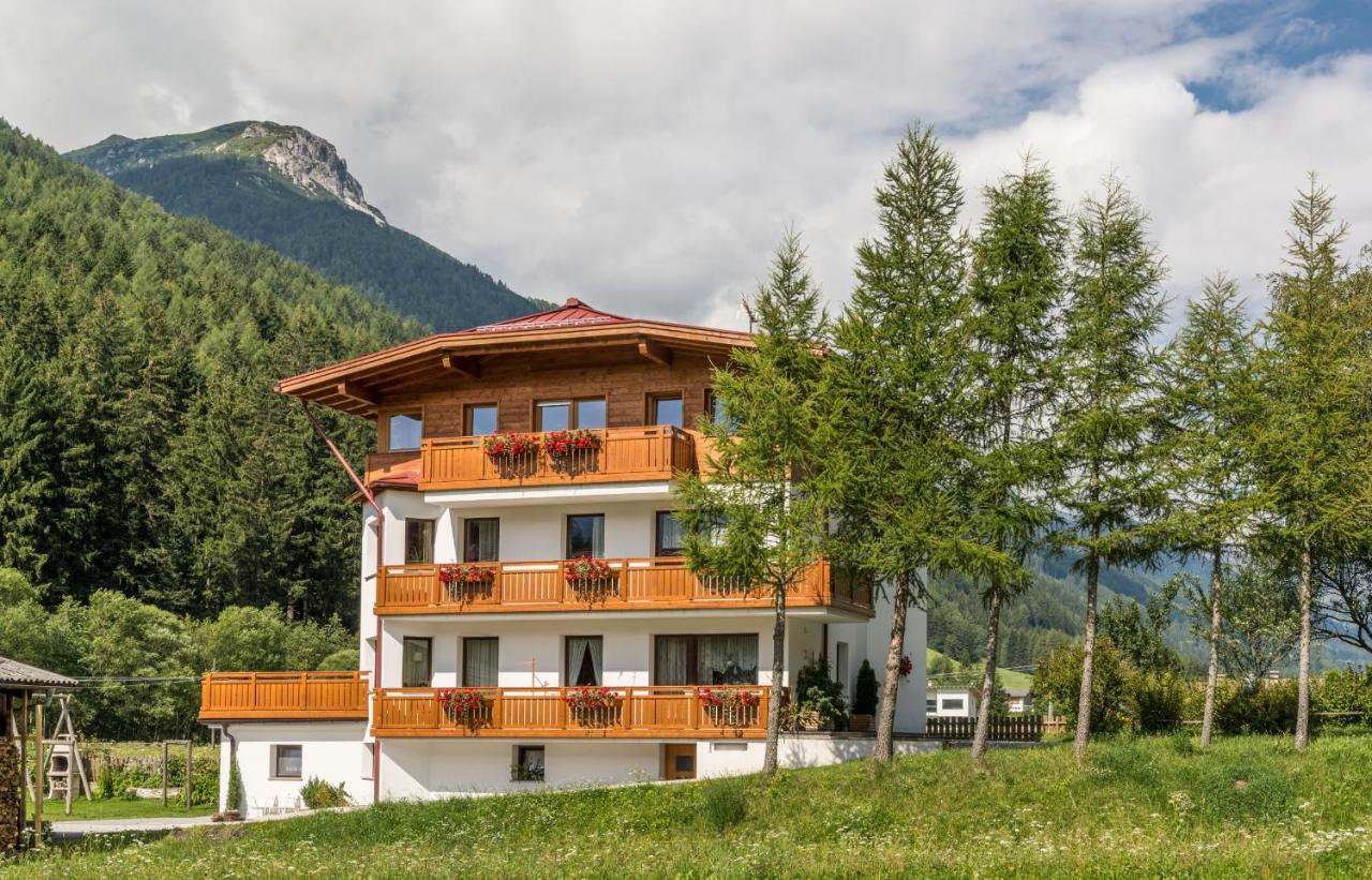 Ferienwohnung Ottohof - Feldblick Gossensass Exterior foto
